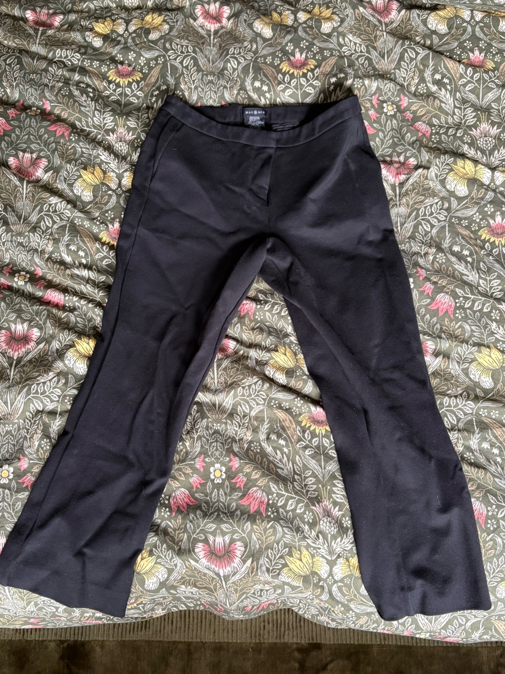 Women's Black Cropped Stretch Flare Pants